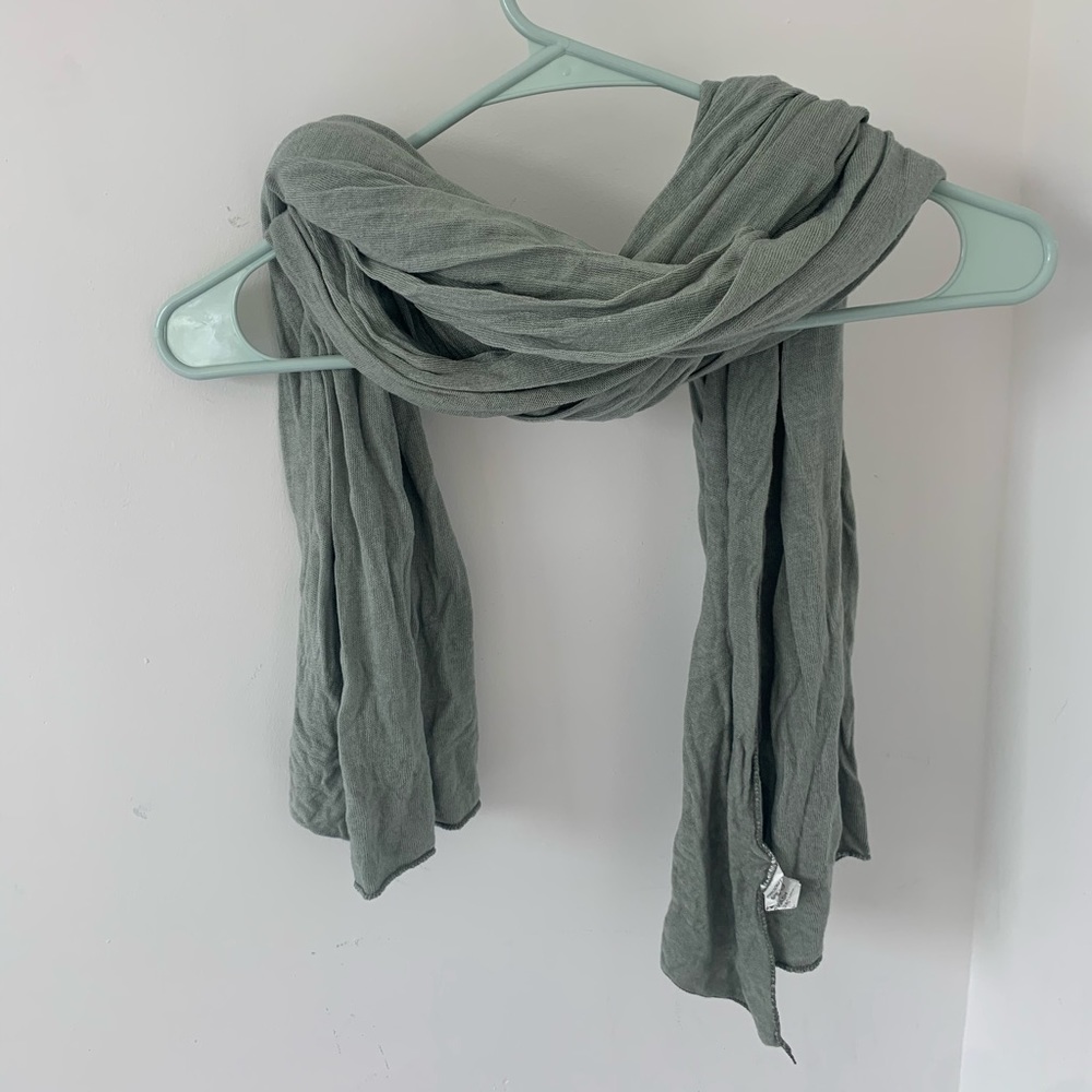 Brand New Infinity Scarf - Picture 2 of 3